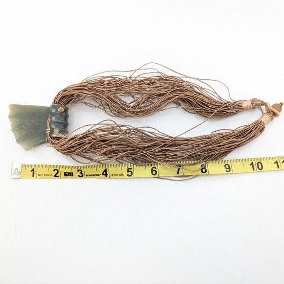 Vintage Carved Jade Large Shell String Beach Ocean Boho Pendant Necklace - Picture 4 of 5